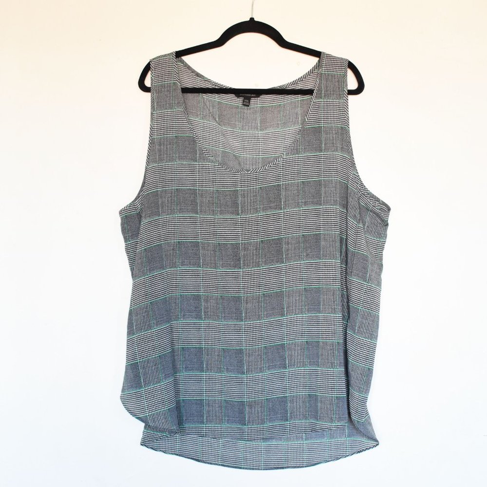 Banana Republic Sleeveless Scoop Neck Plaid Blouse